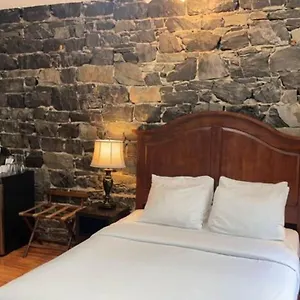 2* Hotel Maison Du Général
